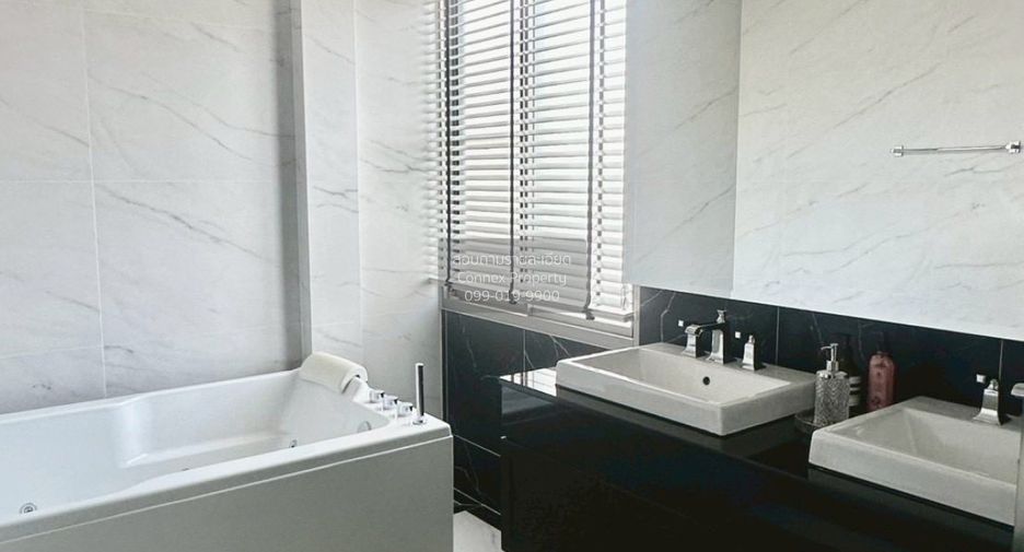 Casa en venta de 4 habitaciones en Lat Krabang, Bangkok