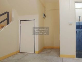 For sale 2 bedrooms townhouse in Phra Khanong, Bangkok