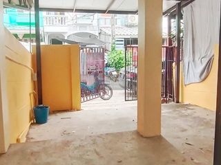For sale 2 bedrooms townhouse in Phra Khanong, Bangkok