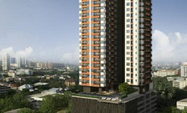For sale 4 bedrooms condo in Yan Nawa, Bangkok