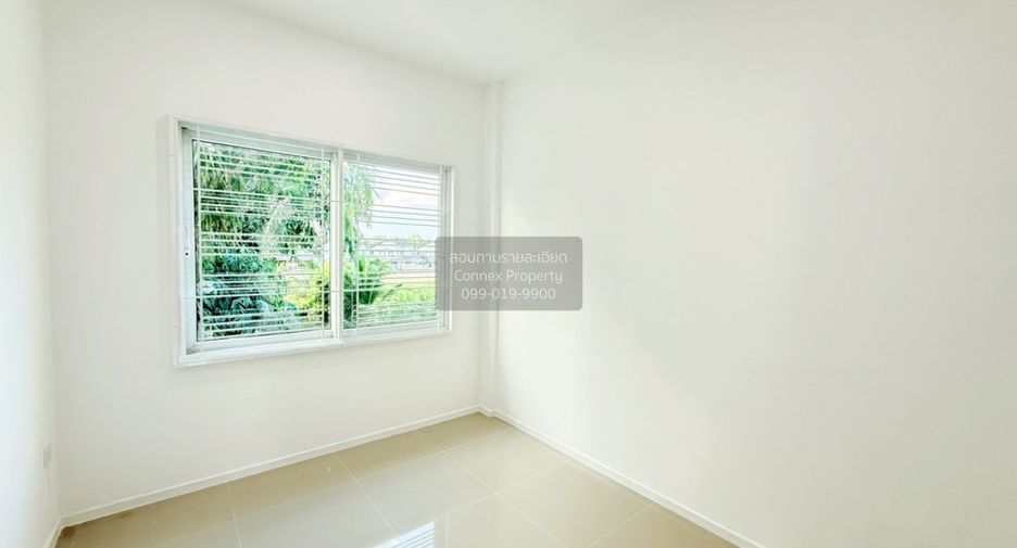 For sale 3 bedrooms townhouse in Khlong Sam Wa, Bangkok