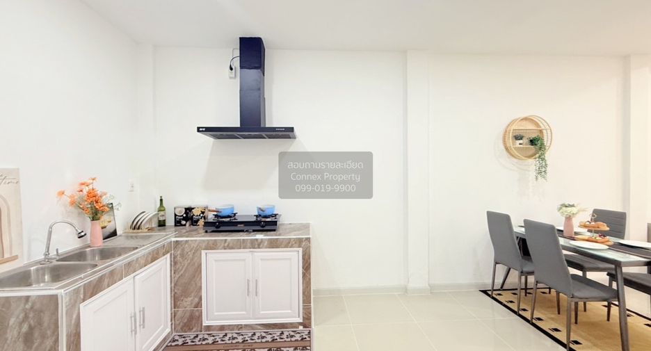 For sale 3 bedrooms townhouse in Khlong Sam Wa, Bangkok