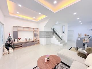 For sale 3 bedrooms townhouse in Khlong Sam Wa, Bangkok