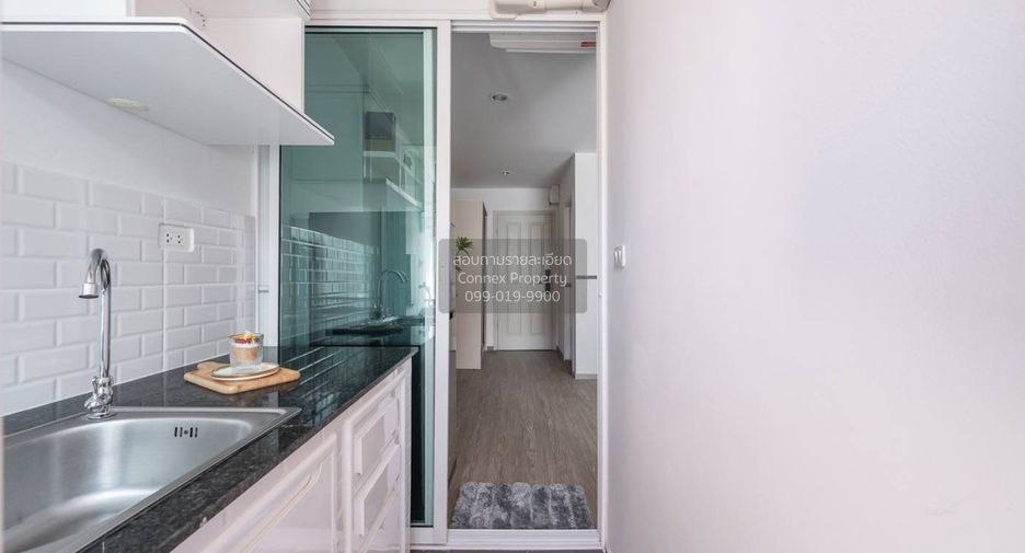 For sale 1 bed condo in Phra Khanong, Bangkok