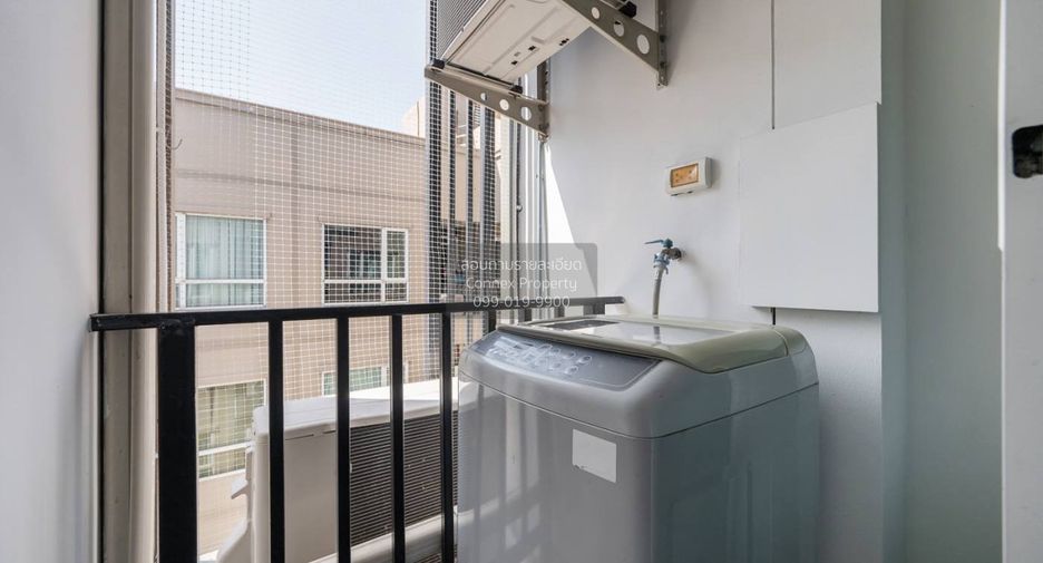 For sale 1 bed condo in Phra Khanong, Bangkok