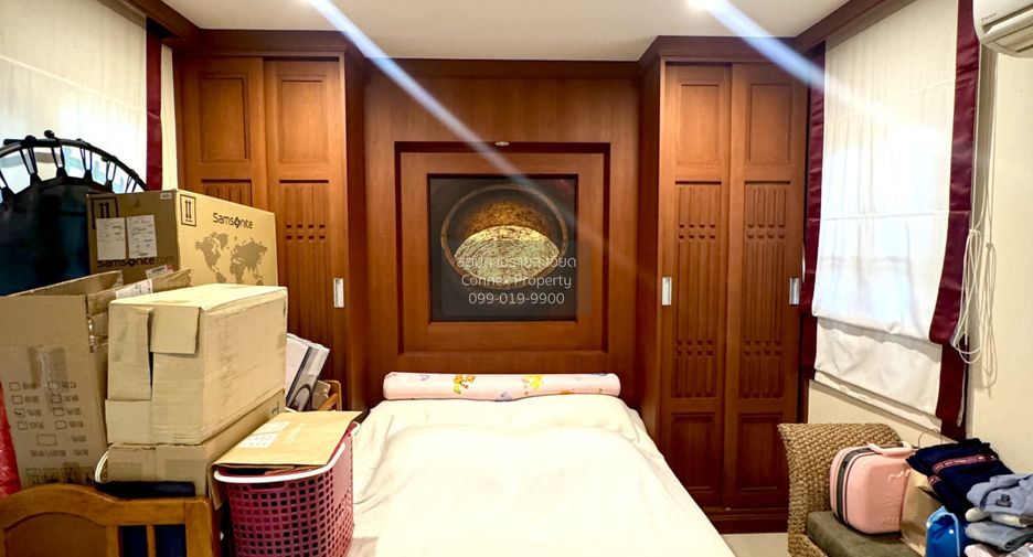 For sale 3 bedrooms house in Bang Bon, Bangkok