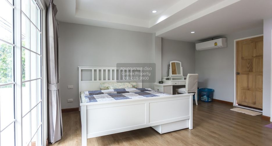 For sale 3 bedrooms house in Bang Na, Bangkok