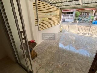 For sale 3 bedrooms townhouse in Sam Phran, Nakhon Pathom