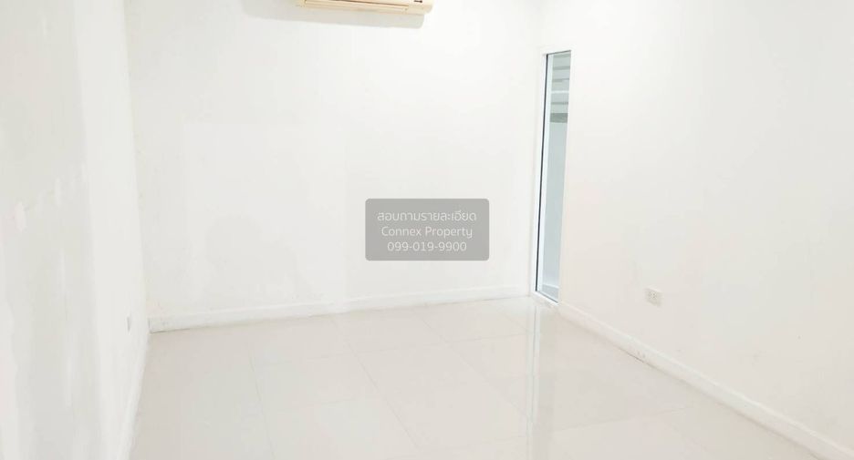 For sale 2 bedrooms retail Space in Mueang Samut Prakan, Samut Prakan