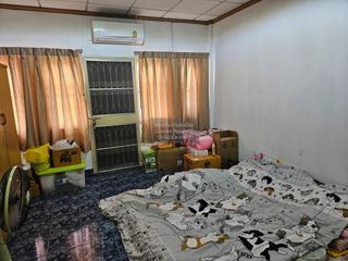 For sale 2 bedrooms townhouse in Mueang Samut Prakan, Samut Prakan