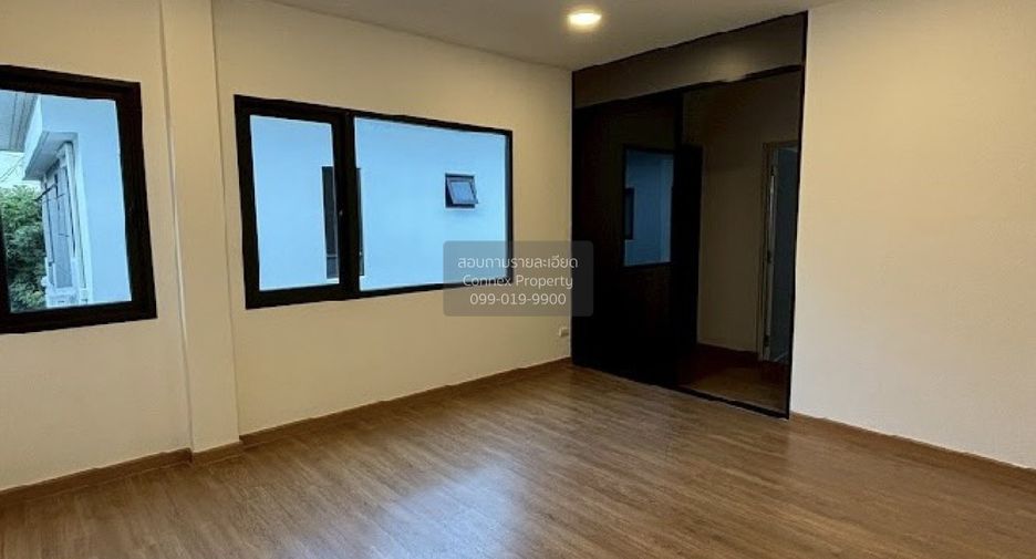 Haus zum Kauf mit 4 Zimmer in Bang Yai, Nonthaburi