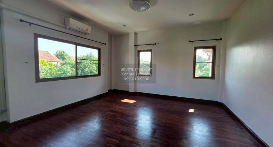 Casa en venta de 3 habitaciones en Bang Kruai, Nonthaburi