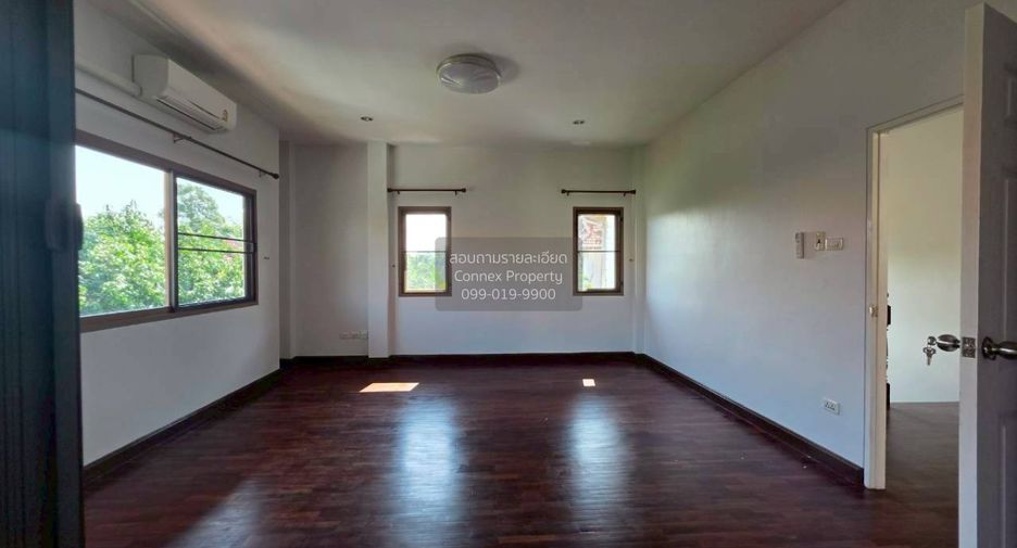 Casa en venta de 3 habitaciones en Bang Kruai, Nonthaburi