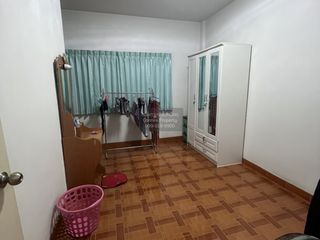 For sale 2 bedrooms townhouse in Mueang Samut Prakan, Samut Prakan