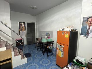 For sale 2 bedrooms townhouse in Mueang Samut Prakan, Samut Prakan