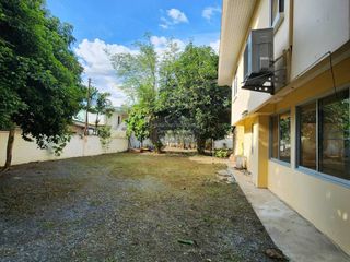 For sale 9 bedrooms house in Phaya Thai, Bangkok