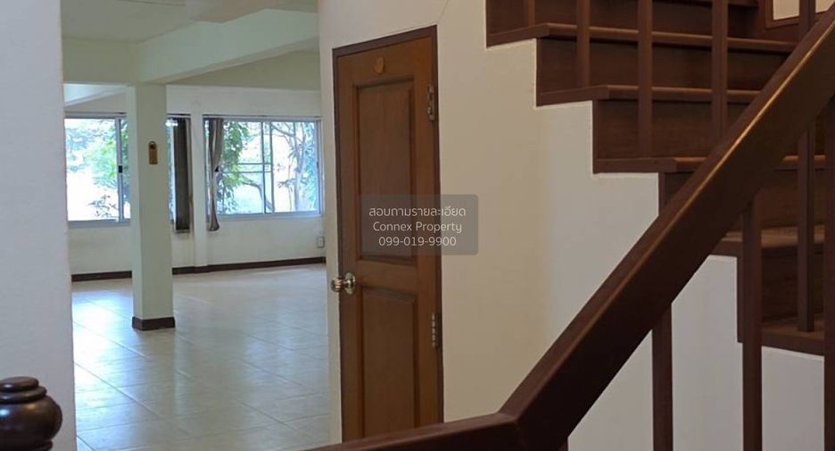 For sale 9 ベッドルーム house in Phaya Thai, Bangkok