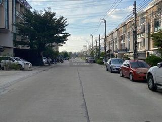 出售 3 卧室 联排别墅 在 Prawet, 曼谷