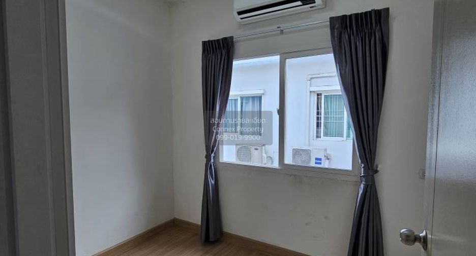 For sale 3 bedrooms townhouse in Don Mueang, Bangkok