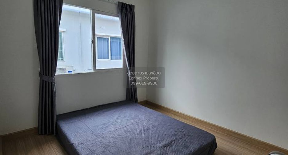 For sale 3 bedrooms townhouse in Don Mueang, Bangkok