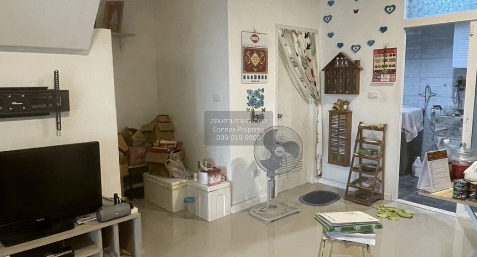 For sale 3 bedrooms townhouse in Nong Khaem, Bangkok