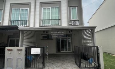 For sale 3 bedrooms townhouse in Nong Khaem, Bangkok