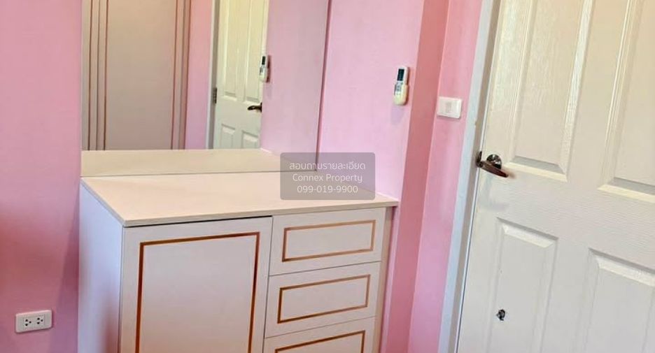For sale 3 bedrooms house in Mueang Pathum Thani, Pathum Thani