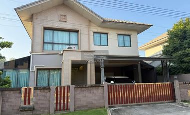 For sale 3 bedrooms house in Mueang Pathum Thani, Pathum Thani