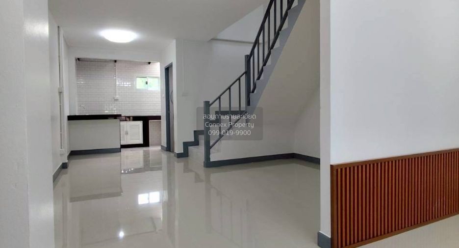 Reihenhaus zum Kauf mit 2 Zimmer in Bang Bua Thong, Nonthaburi