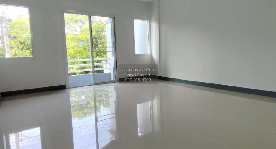 Reihenhaus zum Kauf mit 2 Zimmer in Bang Bua Thong, Nonthaburi