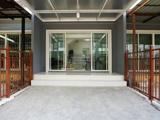 出售 3 卧室 联排别墅 在 Bang Khun Thian, 曼谷