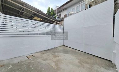 For sale 2 bedrooms townhouse in Pak Kret, Nonthaburi