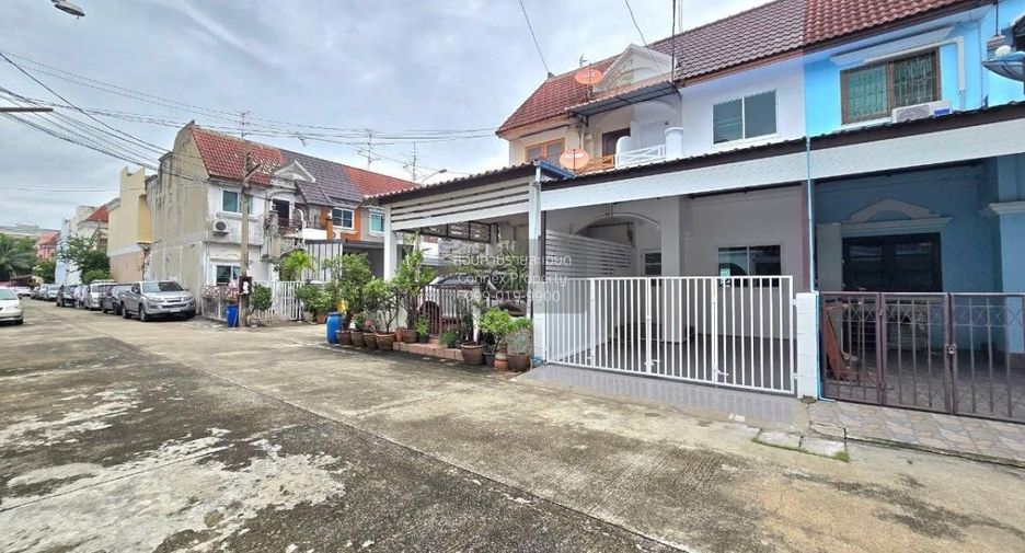 For sale 2 bedrooms townhouse in Pak Kret, Nonthaburi