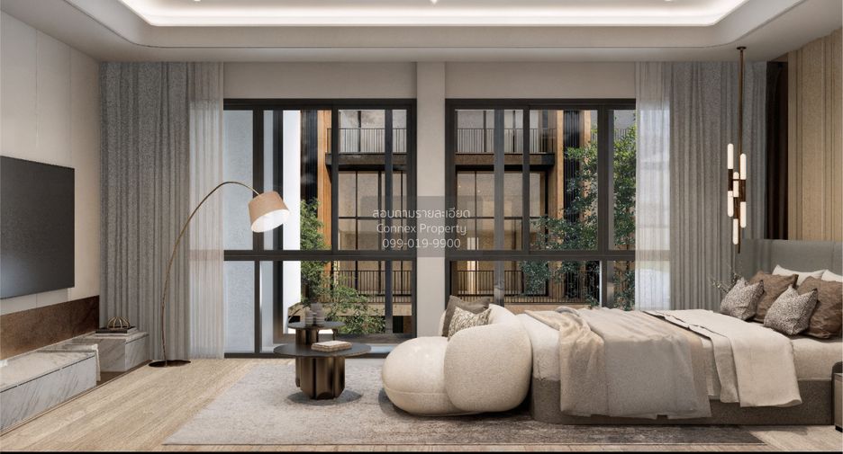 For sale 3 bedrooms townhouse in Watthana, Bangkok