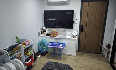 À vendre 1 chambre condo à Huai Khwang, Bangkok