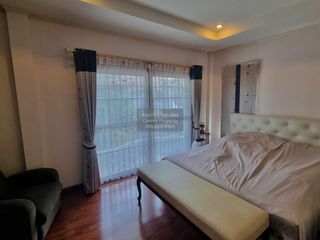 Casa en venta de 4 habitaciones en Bang Khen, Bangkok