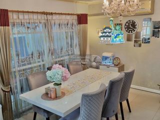 Casa en venta de 4 habitaciones en Bang Khen, Bangkok