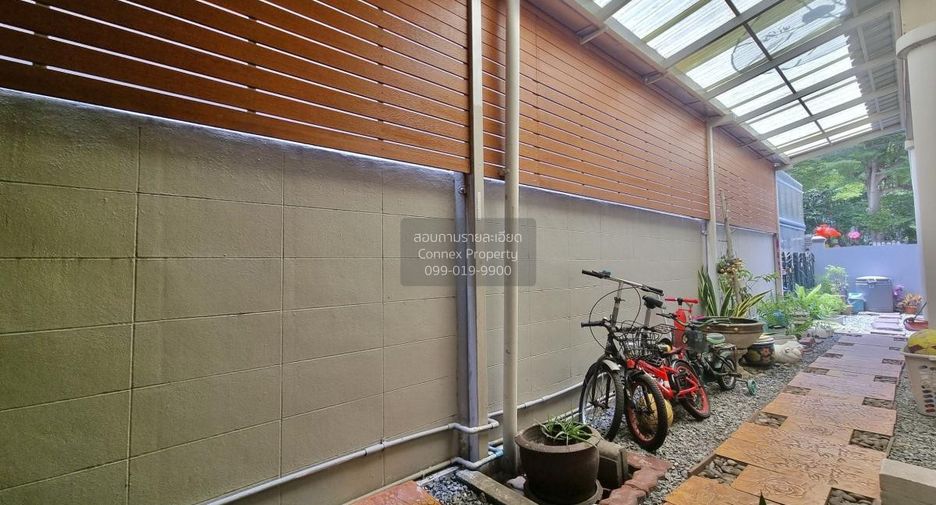 Haus zum Kauf mit 4 Zimmer in Bang Khen, Bangkok