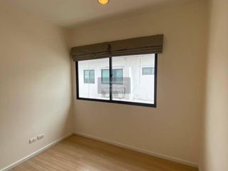 For sale 3 bedrooms townhouse in Phasi Charoen, Bangkok