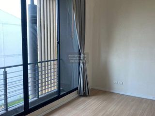 For sale 3 bedrooms townhouse in Phasi Charoen, Bangkok