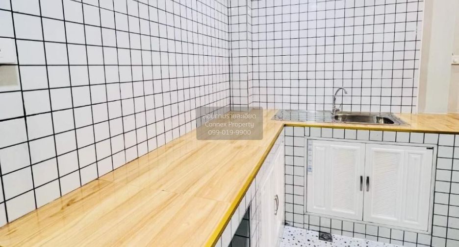 For sale 2 bedrooms townhouse in Sai Mai, Bangkok