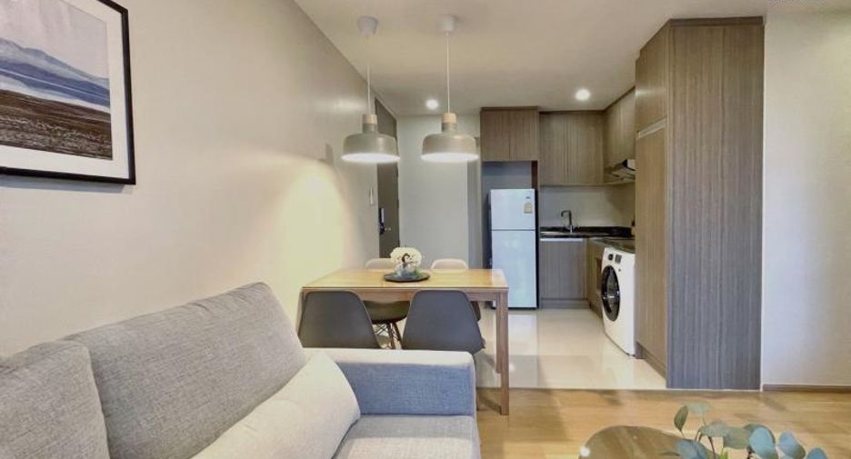 For sale 2 bedrooms condo in Watthana, Bangkok