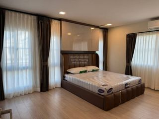 出租 4 卧室 独立屋 在 Bang Phli, Samut Prakan