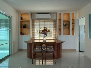 出租 4 卧室 独立屋 在 Bang Phli, Samut Prakan