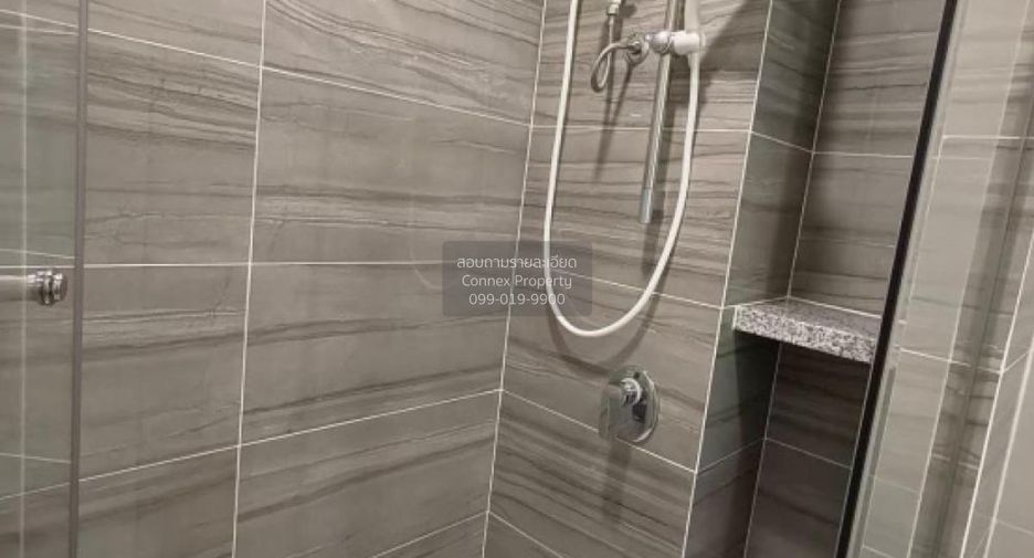 For rent 2 bedrooms condo in Khlong San, Bangkok