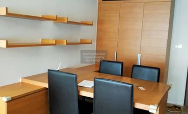 ให้เช่า 2 ห้องนอน คอนโด ใน คลองเตย, กรุงเทพฯ