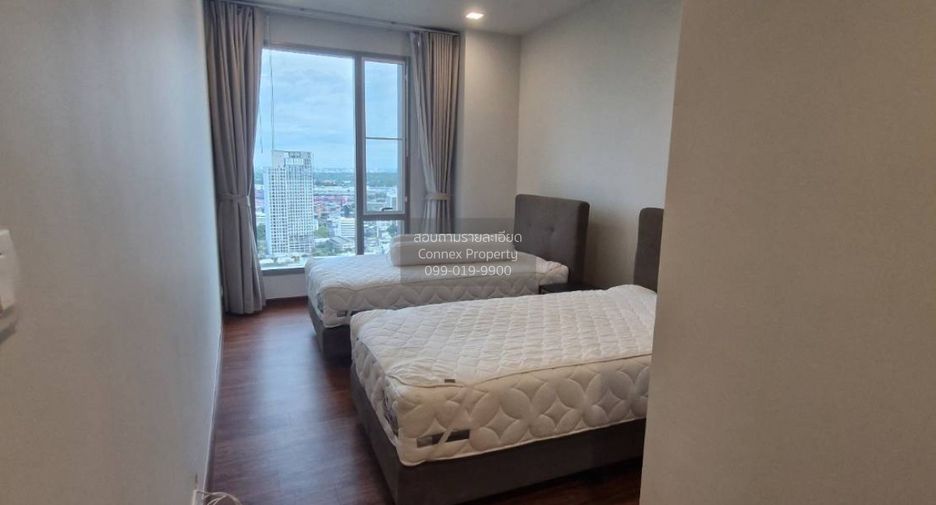 À louer 3 chambres condo à Khlong Toei, Bangkok
