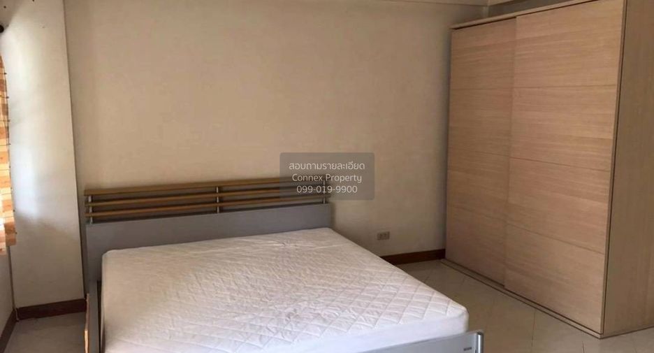 Reihenhaus zur Miete mit 3 Zimmer in Suan Luang, Bangkok