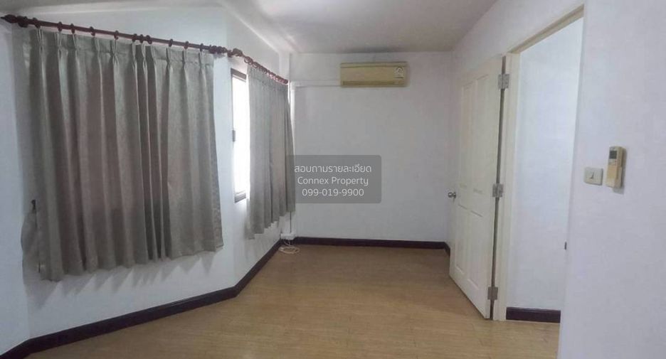 Reihenhaus zur Miete mit 3 Zimmer in Suan Luang, Bangkok
