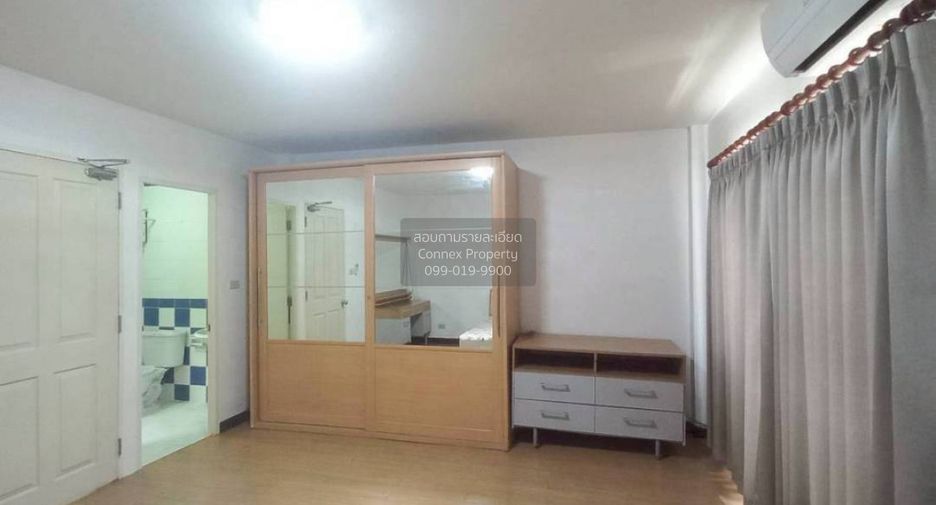 Reihenhaus zur Miete mit 3 Zimmer in Suan Luang, Bangkok